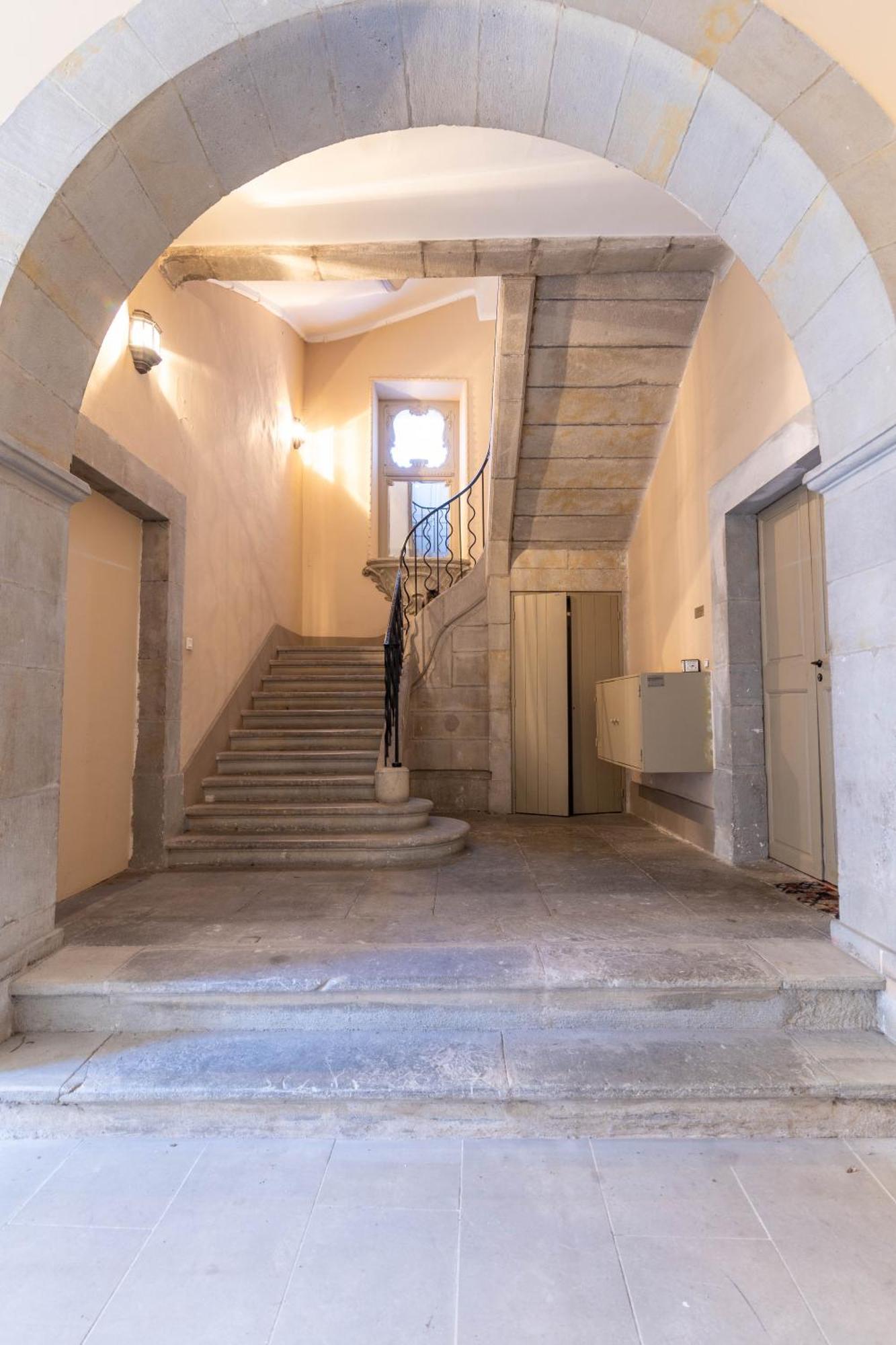 Bel Appartement Avec Cour Au Coeur De La Bastide カルカソンヌ エクステリア 写真